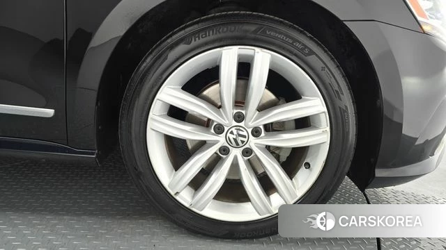 Volkswagen The New Passat id 4417235 из Кореи 13