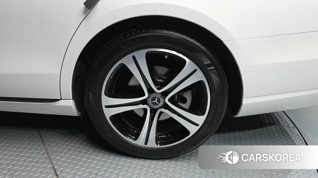 Mercedes-Benz E-Class W213 id 4397954 из Кореи 13