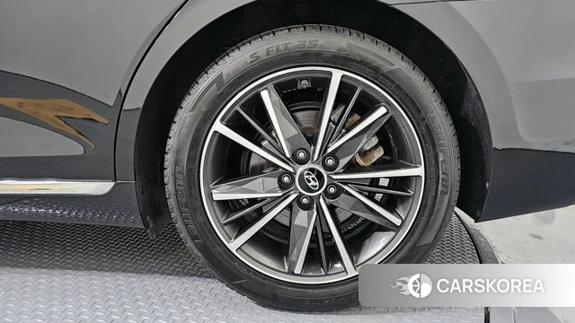 Hyundai The New Grandeur IG id 4383760 из Кореи 13