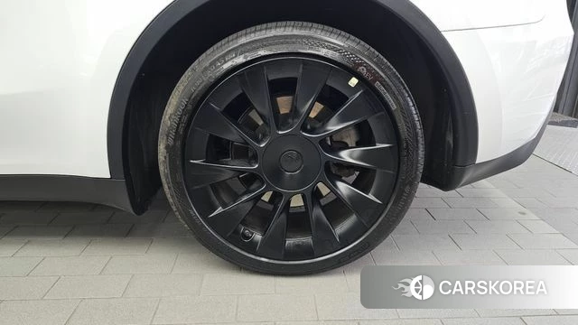 Tesla Model Y id 4792562 из Кореи 13