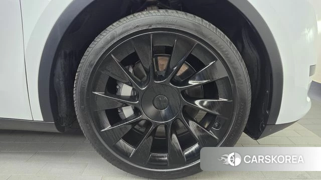 Tesla Model Y id 4735101 из Кореи 13