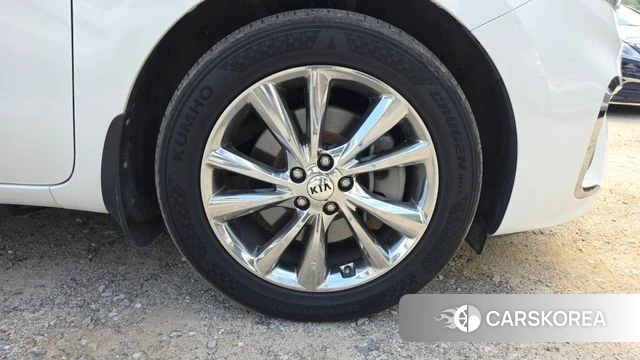 Kia The New Carnival id 4642766 из Кореи 13