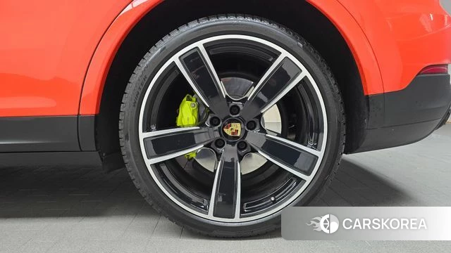 Porsche Cayenne (PO536) id 4187866 из Кореи 13