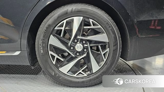 Hyundai The New Grandeur IG Hybrid id 4224703 из Кореи 13