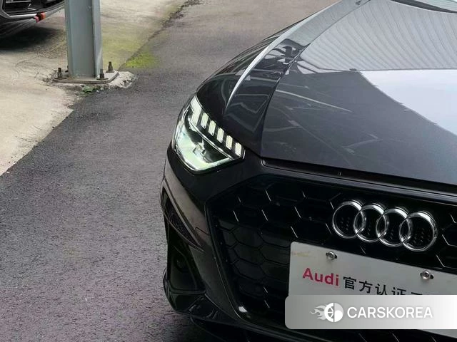 Audi A4L id 4365975 из Китая 13