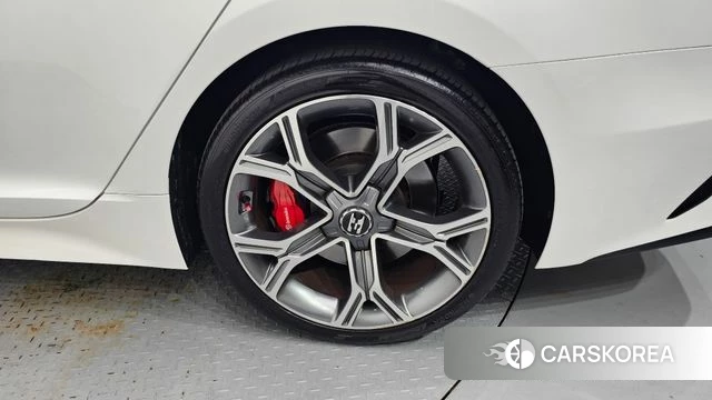 Kia Stinger id 4568346 из Кореи 13
