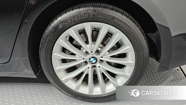 BMW 5 Series (G30) id 4672577 из Кореи 13