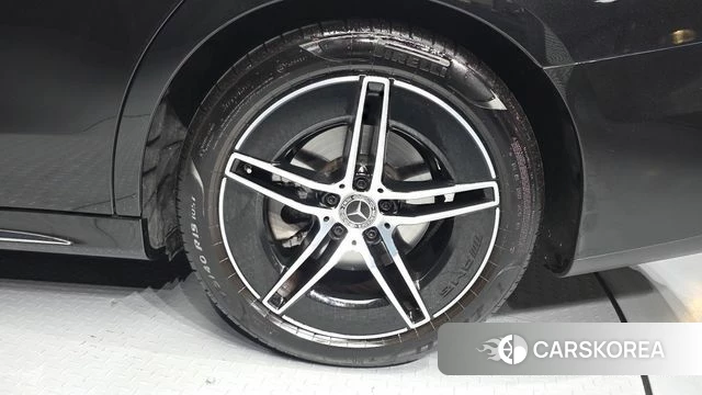 Mercedes-Benz E-Class W214 id 4302096 из Кореи 13