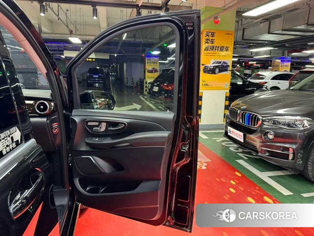 Mercedes-Benz V-class id 4208857 из Китая 13