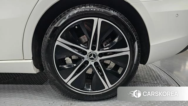 Mercedes-Benz A-Class W177 id 4266629 из Кореи 13