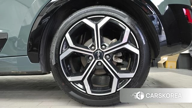 Kia Di Ol Nu Niro id 4645969 из Кореи 13