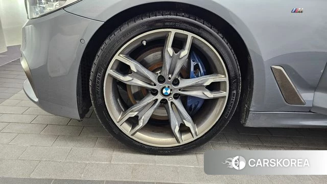 BMW 5 Series (G30) id 4620429 из Кореи 13