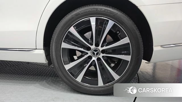 Mercedes-Benz E-Class W213 id 4294234 из Кореи 13