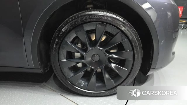 Tesla Model Y id 4834680 из Кореи 13