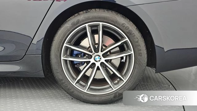 BMW 5 Series (G30) id 4675539 из Кореи 13