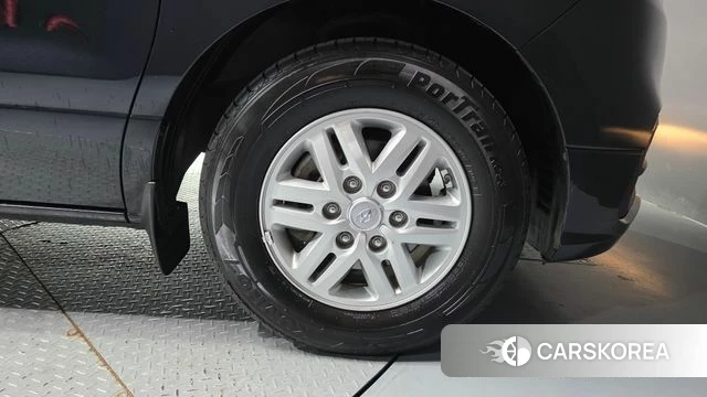Hyundai The New Grand Starex id 4543090 из Кореи 13