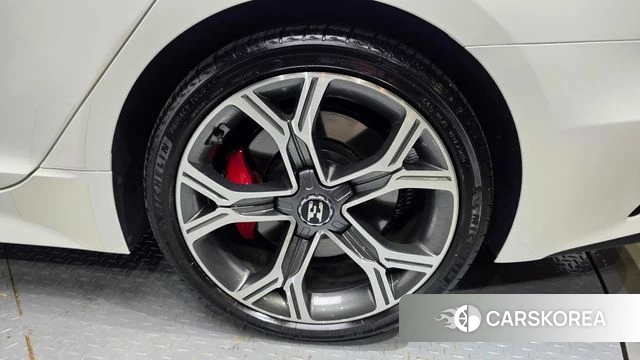 Kia Stinger id 4672692 из Кореи 13