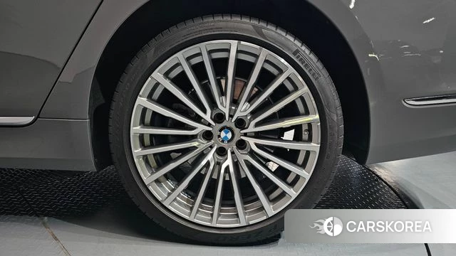 BMW 7 Series (G11) id 4293731 из Кореи 13