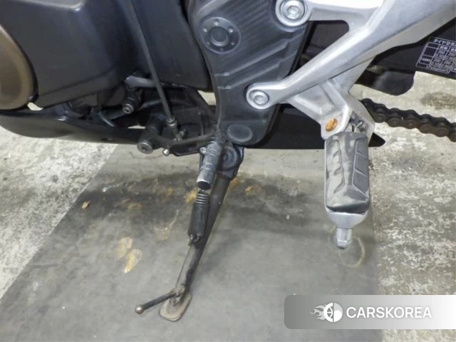 Проданный Honda CBR400R id 3998231 из Японии, фото 13