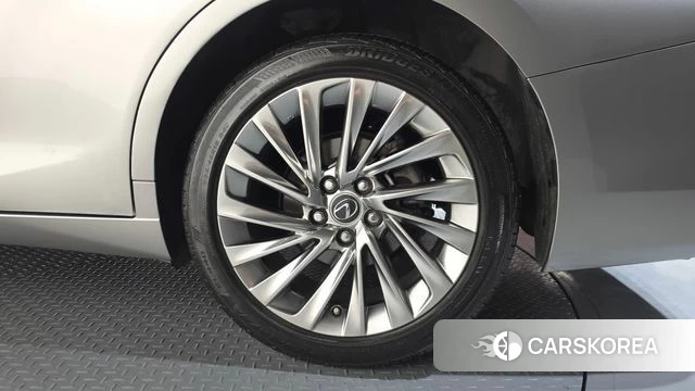 Lexus ES300h 7th generation id 4360681 из Кореи 13