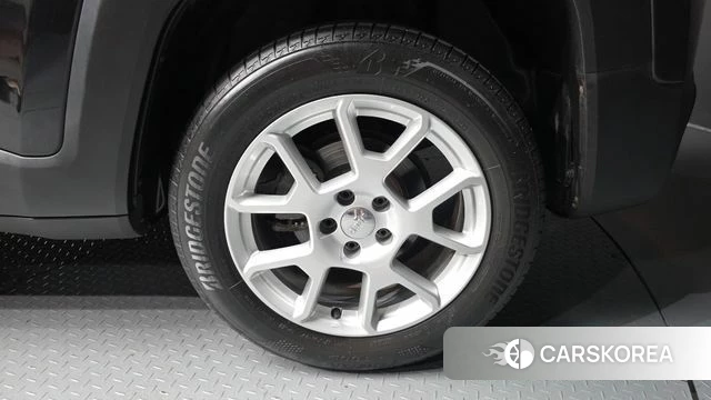 Jeep Renegade id 4609065 из Кореи 13