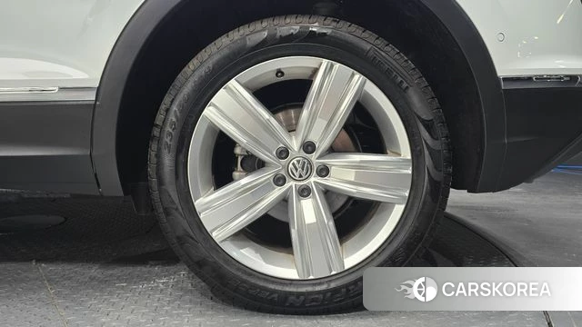 Volkswagen Tiguan second Generation id 4535800 из Кореи 13