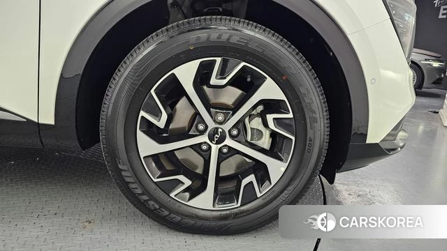 Kia Sportage 5th Generation Hybrid id 4935640 из Кореи 13
