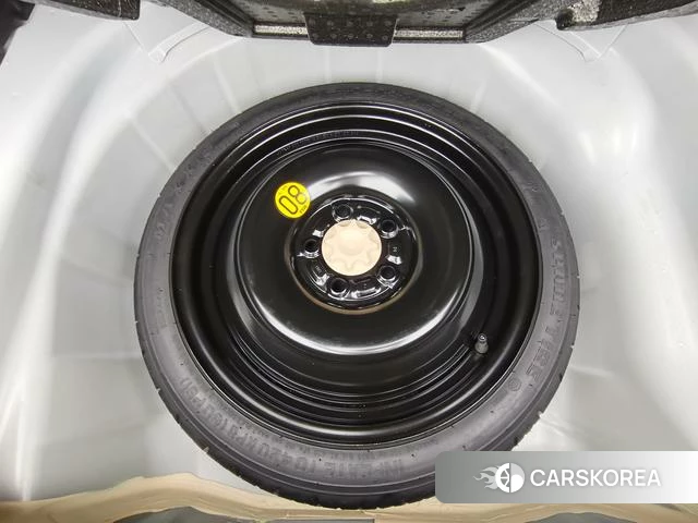 Toyota Corolla id 4257358 из Китая 13
