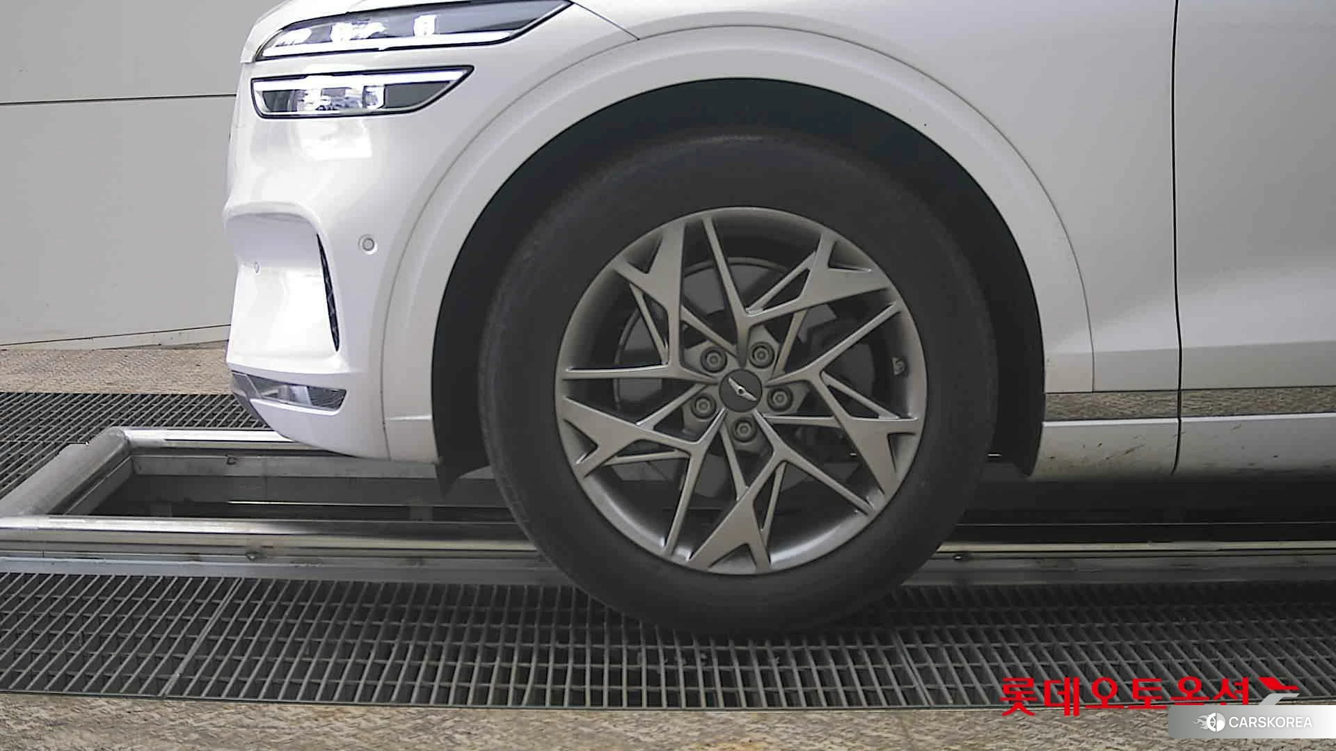 Hyundai GV70 id 3869356 из Кореи 13