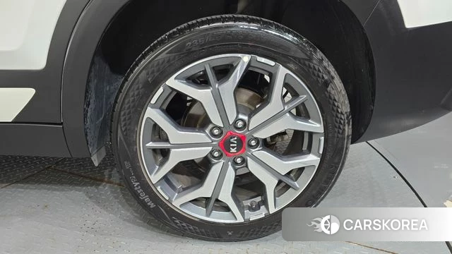 Kia Seltos id 4894965 из Кореи 13