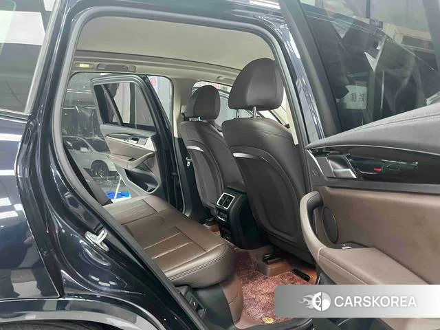 BMW X3 id 4313320 из Китая 13