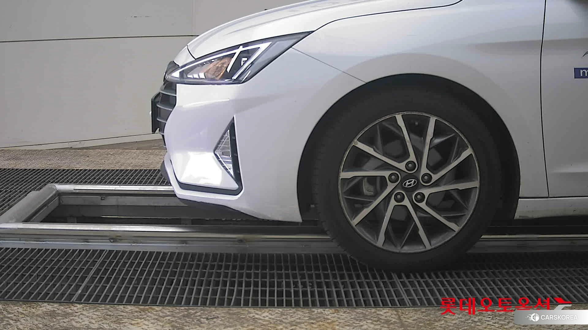 Hyundai Avante id 3875691 из Кореи 13