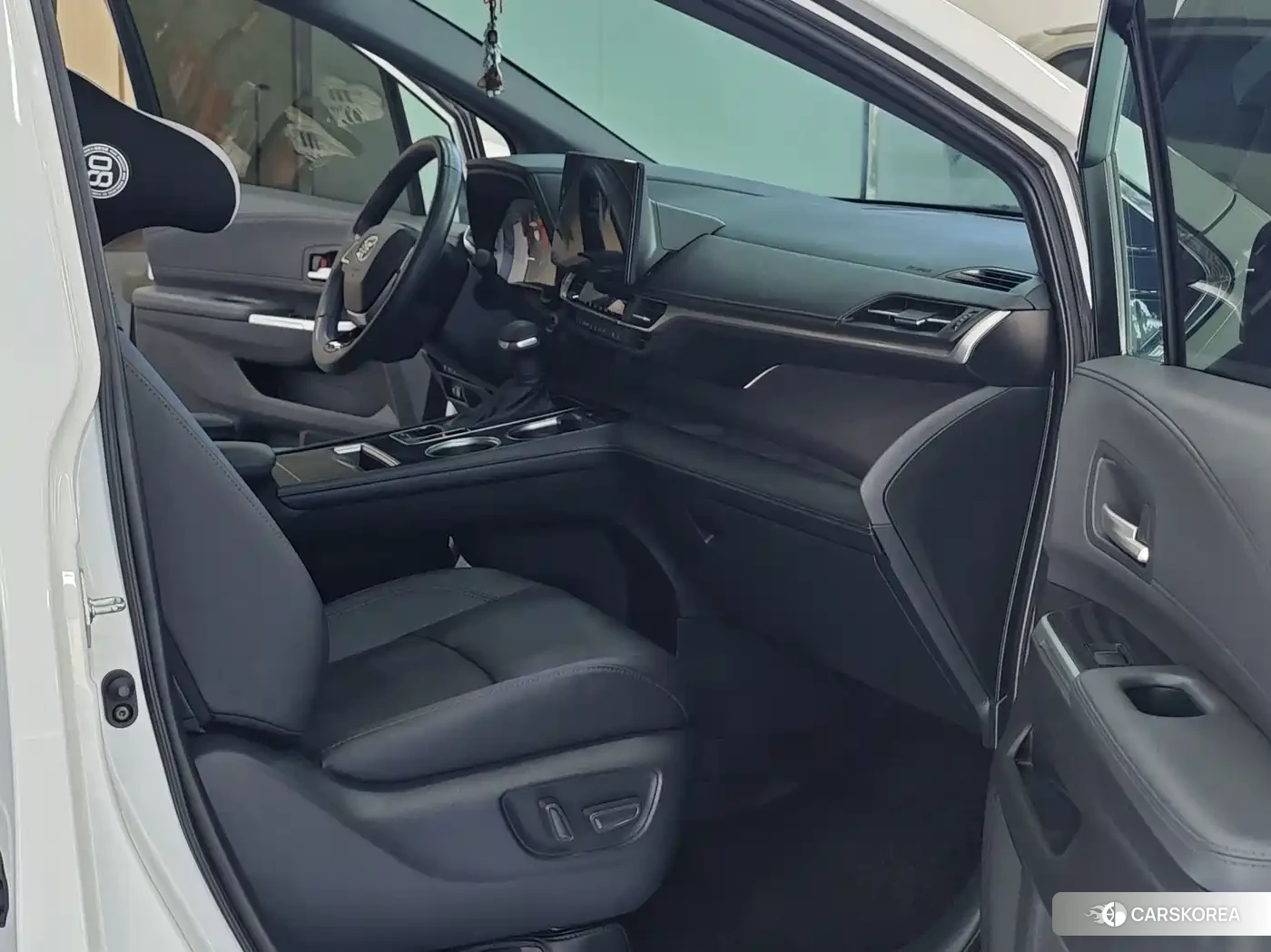 Toyota Sienna id 4634746 из Китая 14