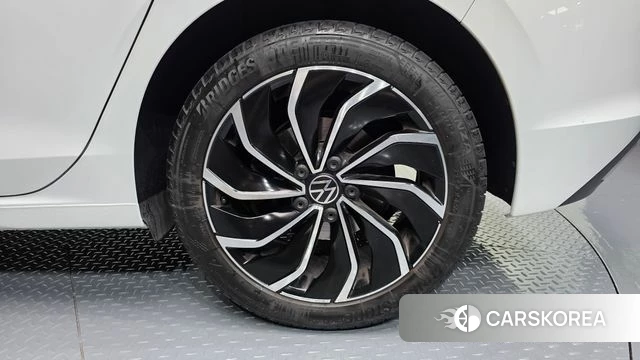 Volkswagen Golf 8th Generation id 4506992 из Кореи 13