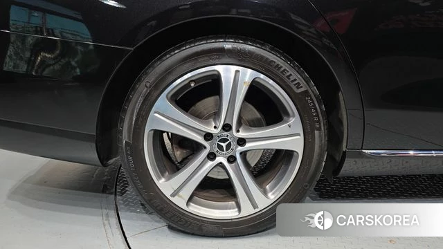 Mercedes-Benz E-Class W213 id 4250906 из Кореи 13