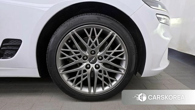 Genesis The New G70 id 4395956 из Кореи 13
