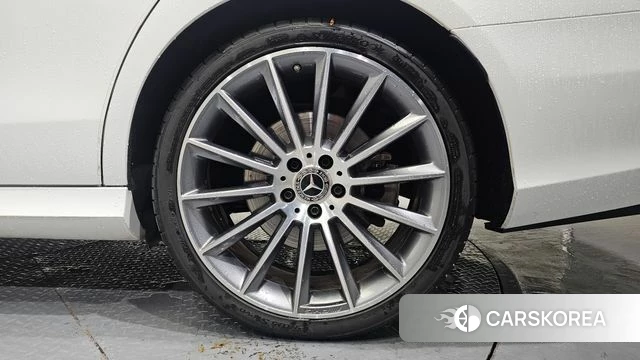 Mercedes-Benz E-Class W213 id 4567928 из Кореи 13