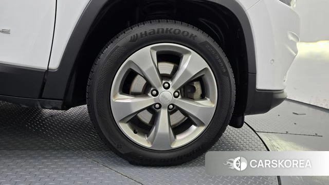 Jeep Cherokee (KL) id 4507374 из Кореи 13