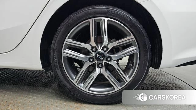Kia Come New K3 id 4872695 из Кореи 13