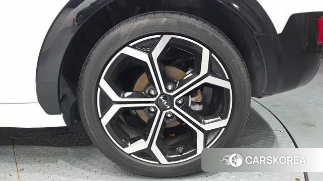 Kia Di Ol Nu Niro id 4763743 из Кореи 13