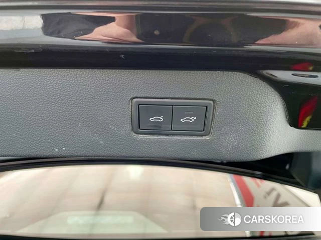 Volkswagen Passat id 4253872 из Китая 13
