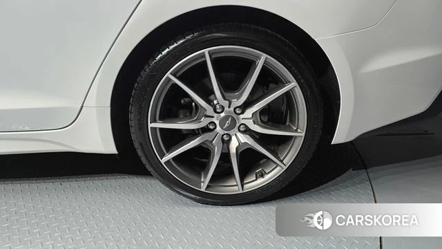 Genesis G70 id 4482760 из Кореи 13