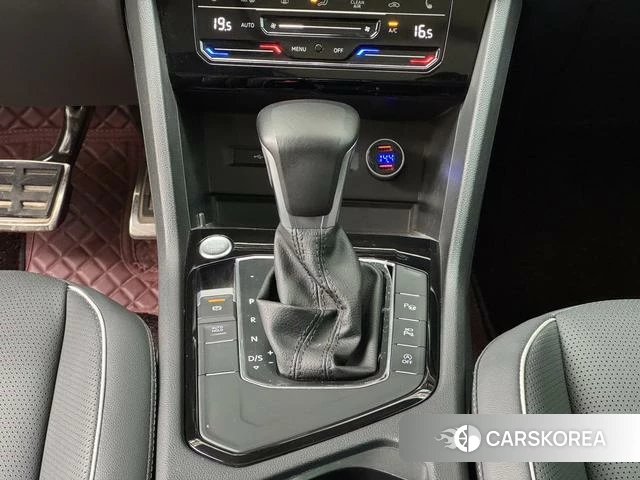 Volkswagen Tiguan L id 4297225 из Китая 13