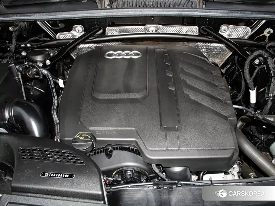 Audi Q5L id 4679505 из Китая 13