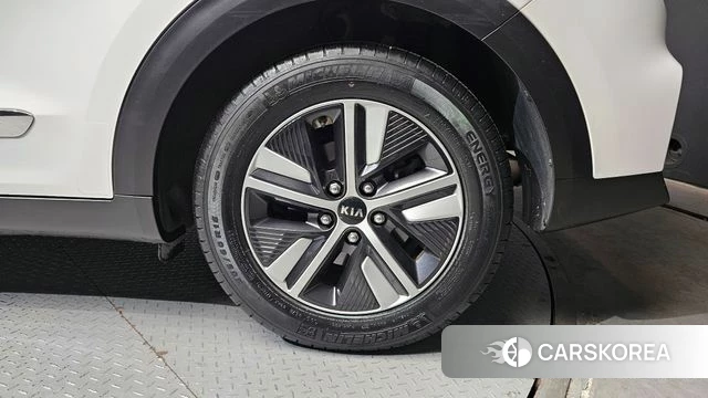 Kia The New Niro id 4188273 из Кореи 13