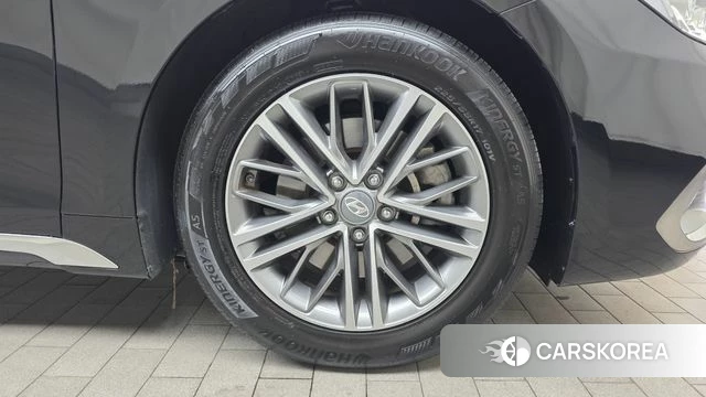 Hyundai Grandeur IG id 4424461 из Кореи 13