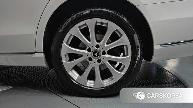 Mercedes-Benz E-Class W213 id 4794153 из Кореи 13