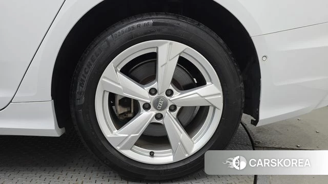 Audi A6 (C8) id 4458578 из Кореи 13