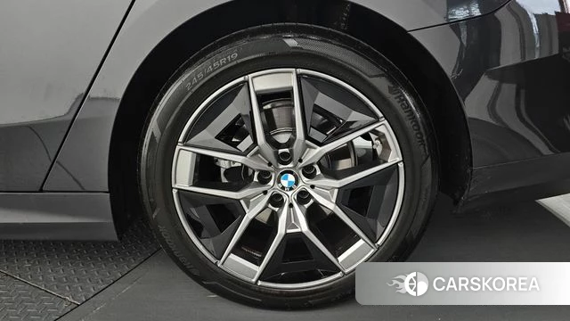 BMW 5 Series (G60) id 4649656 из Кореи 13