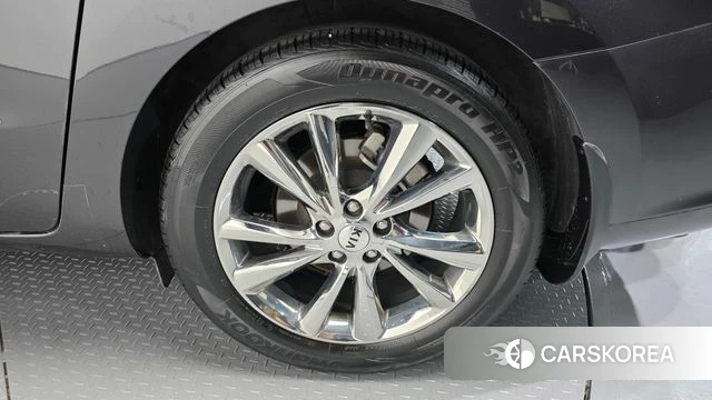 Kia The New Carnival id 4424656 из Кореи 13